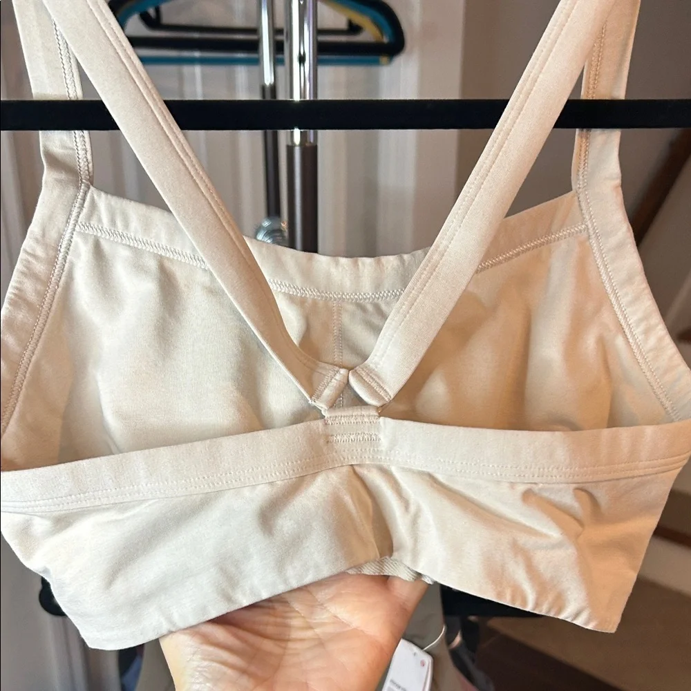Gymshark Women's Cream Bralette size Medium .